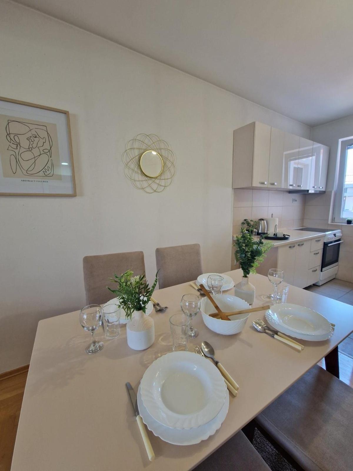 Kamche Lux Apartment Скопье Экстерьер фото